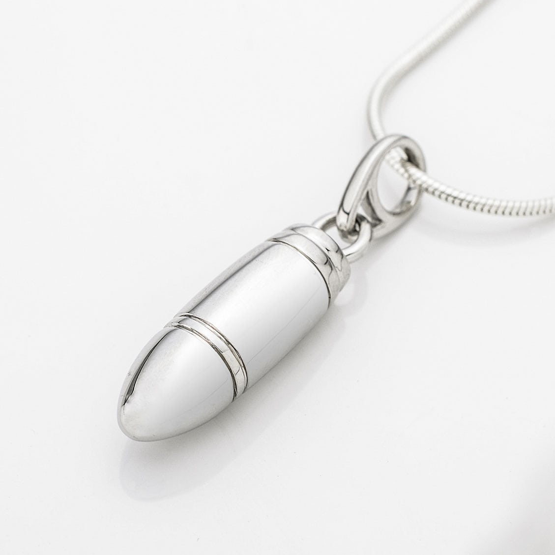 Kogelvormige Ashanger - Zilver, Ontwerp incl zilveren ketting