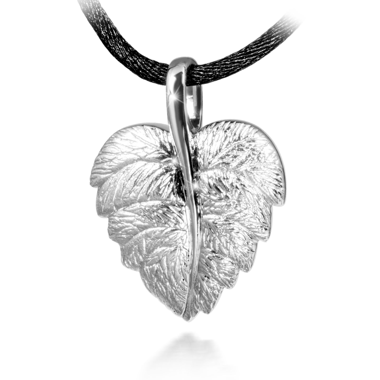 Zilveren blad assieraad incl zilveren ketting